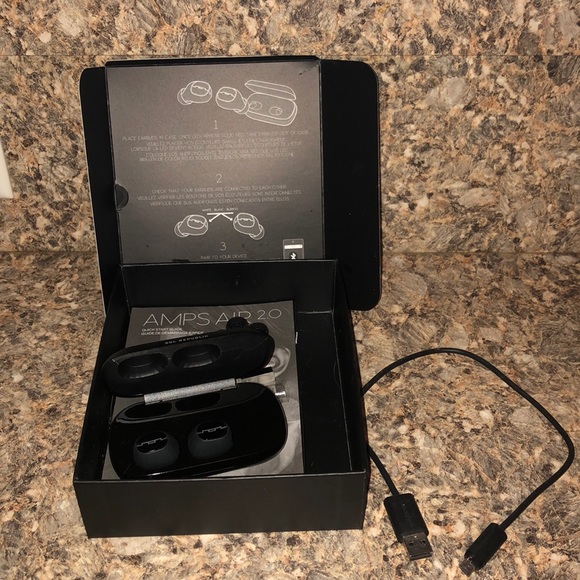 sol republic Other - Sol republic ear phones